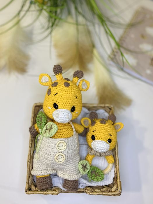 Set girafe-jucarii croșetate