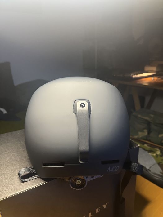 casca ski/snowboard Oakley Mod1 ca noua