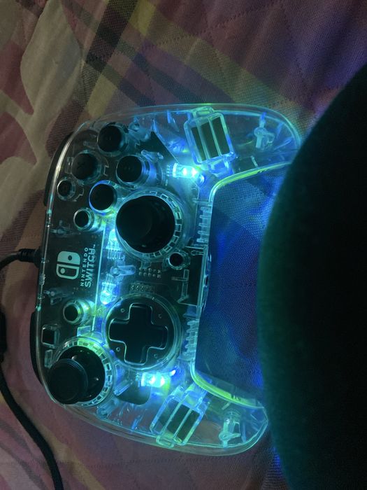 продаю-обмен nintendo switch gamepad