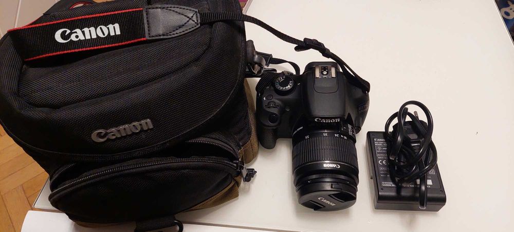 Фотоапарат Canon 1200D