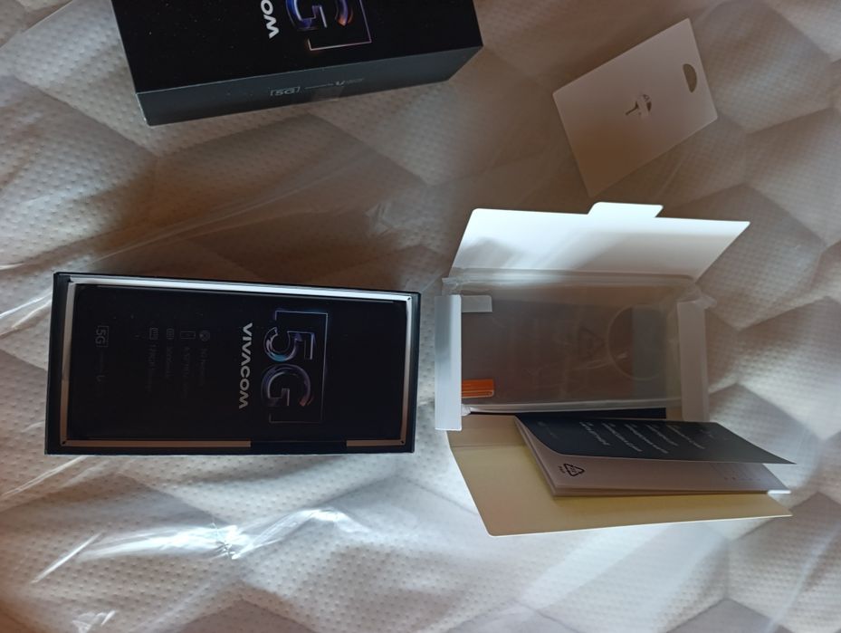 Нов 5G смартфон Vivacom в оригинална опаковка