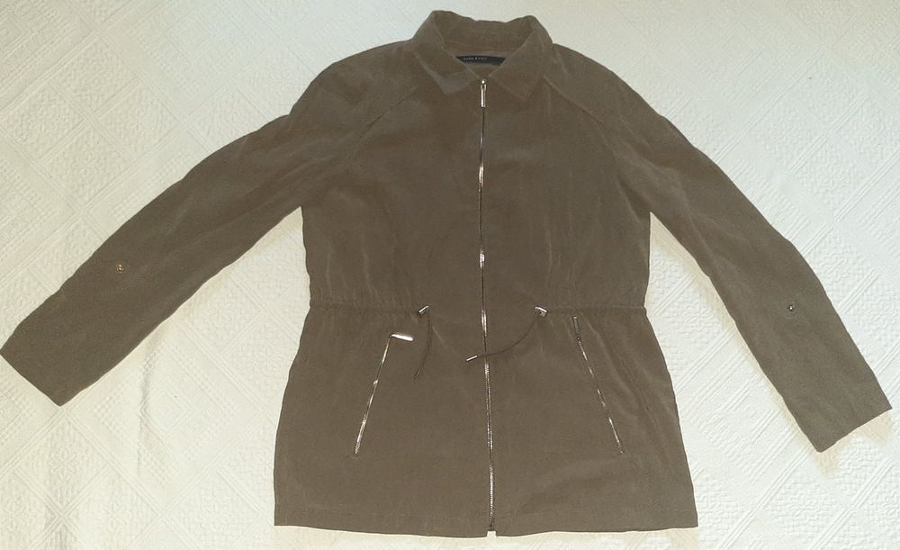 Geaca Zara ,parka marimea S,stare foarte bună