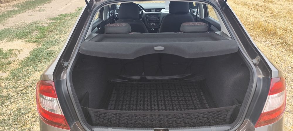 Skoda rapid  999 cm 110 cp