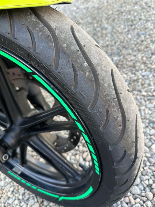 Vând sau schimb Yamaha YZF 125