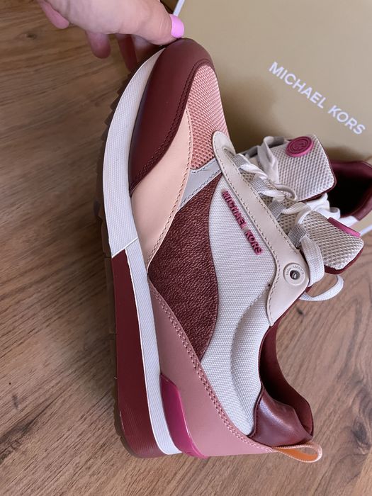 Michael  Kors оригинални маратонки