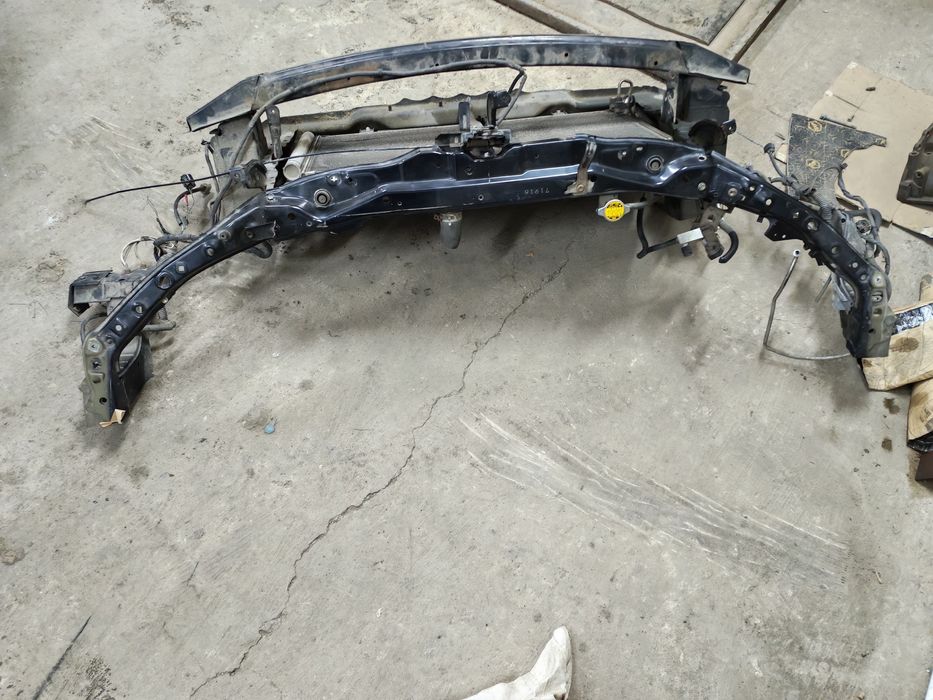 Ноускат тойота венза 2012год