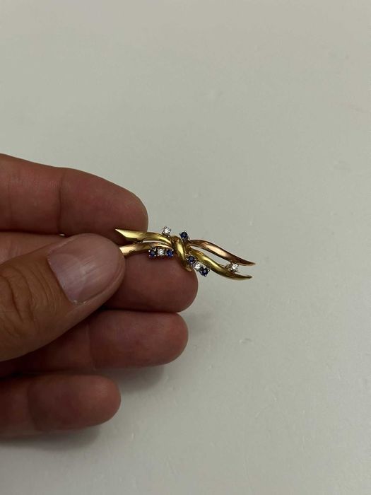 BROSA AUR galben si roz 18K + 4 Diamante + 5 Safire - 5.5g - Vintage !