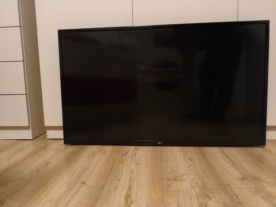 Телевизор LED TV LG 43LH510V