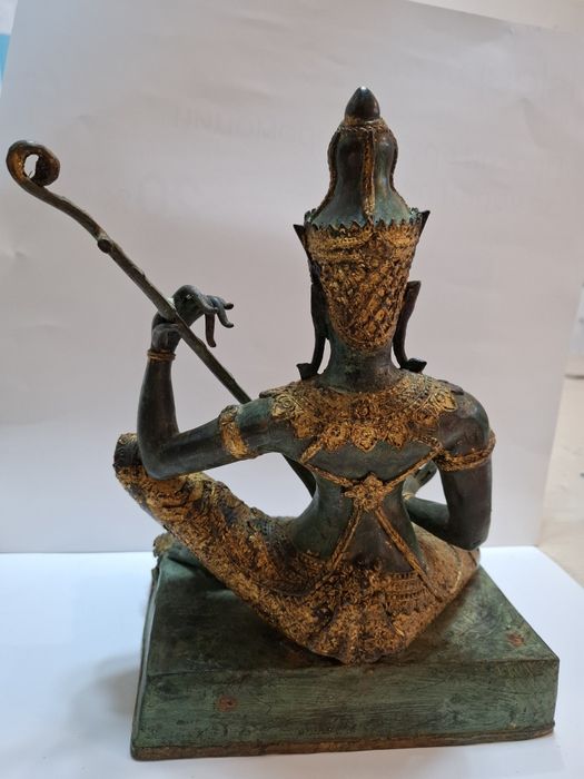 Бронзова позлатена статуетка на богинята Сарасвати