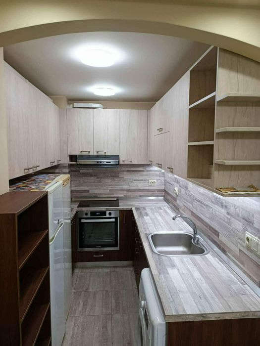 Отдавам под наем собствен двустаен апартамент