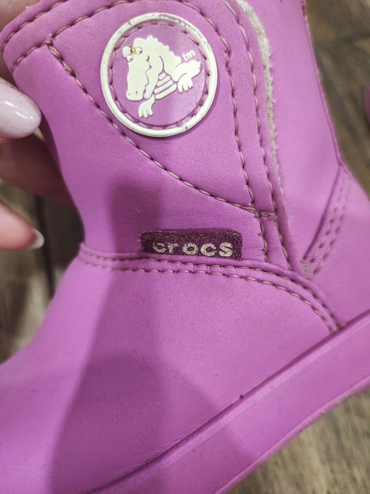 Продам резиновые сапоги Crocs