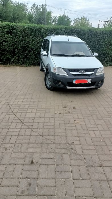 Продам Ларгус в отличном состояний