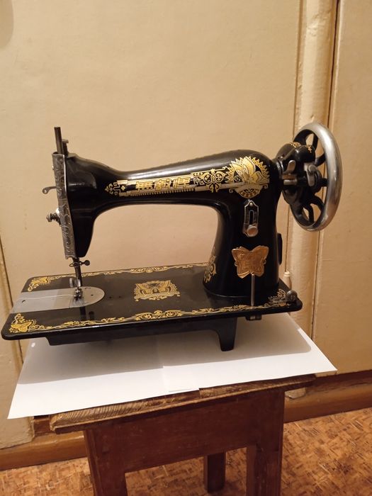 Машинки швейные бу