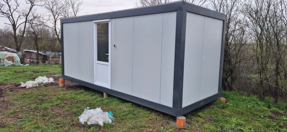 Vând containere  modulare