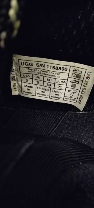 Ugg Lowmel Black