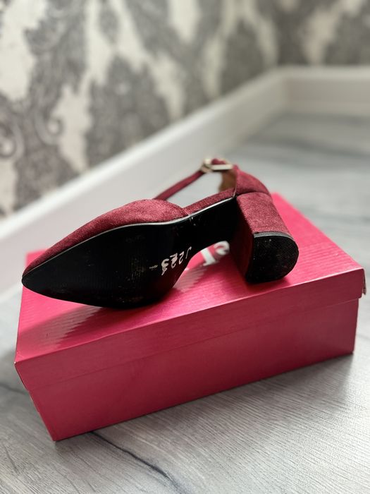 Продам туфли 33размер