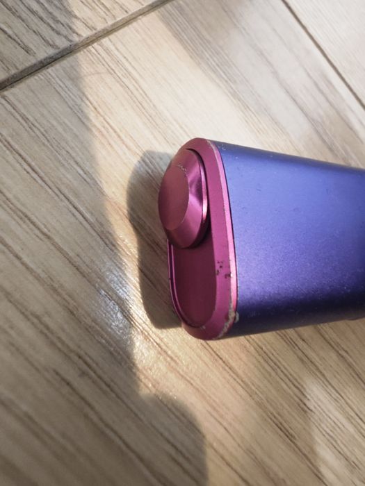 IQOS ILUMA ONE - Ediție Neon / Electric Purple (Funcționează Perfect)