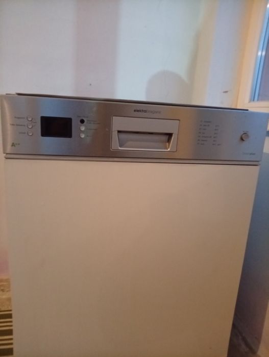Mașina de spălat vase Elektra