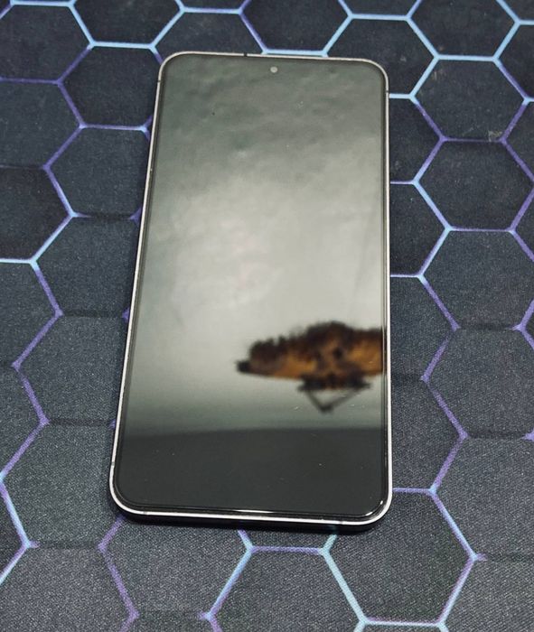 Срочно продам Samsung S24