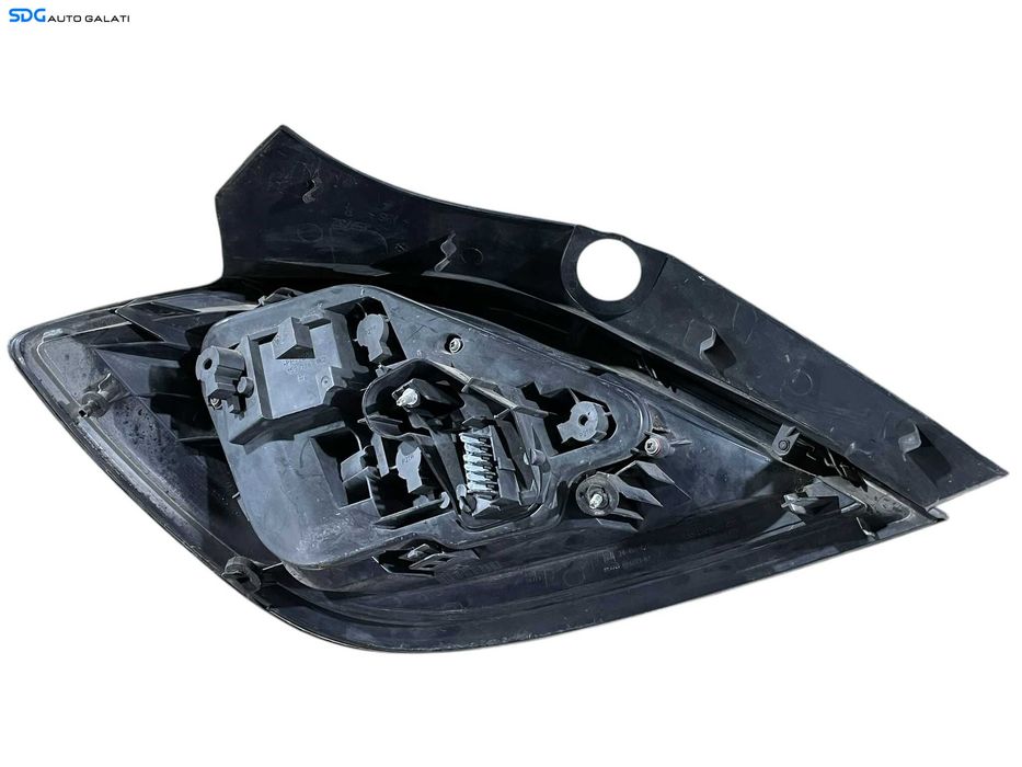 Stop Lampa Tripla Dreapta Opel Astra H Hatchback Scurt 2004 - 2010 [LR0295]