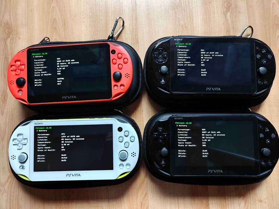 PS Vita 2000 (64GB) с Нови Aксесоари Подарък
