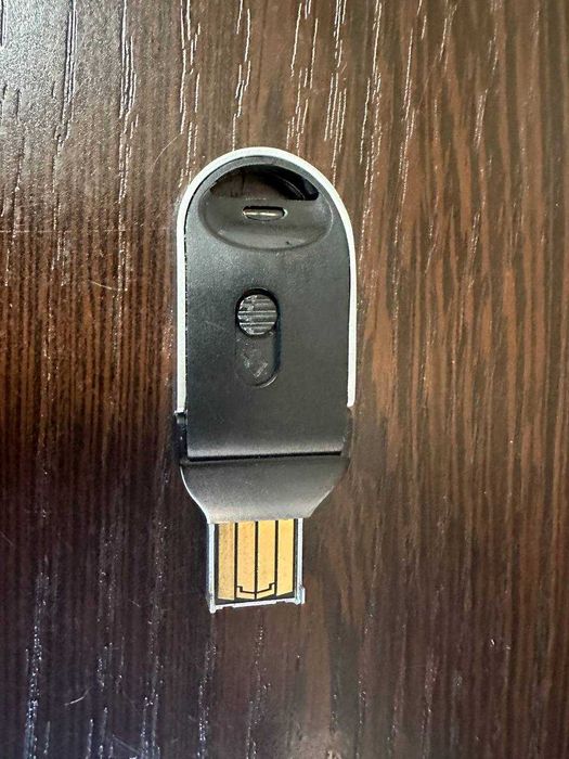 новый Контактный считыватель SIM-карт FEITIAN FT-R301-B6 token