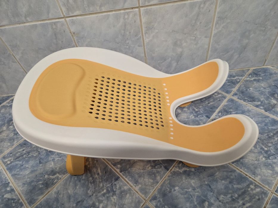 Ръчна проходилка за бебе момиче, кенгуру и ергономична бебешка седалка