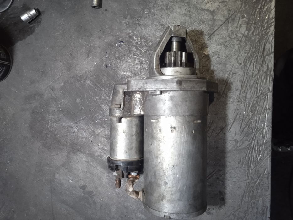 Продам стартер на ваз