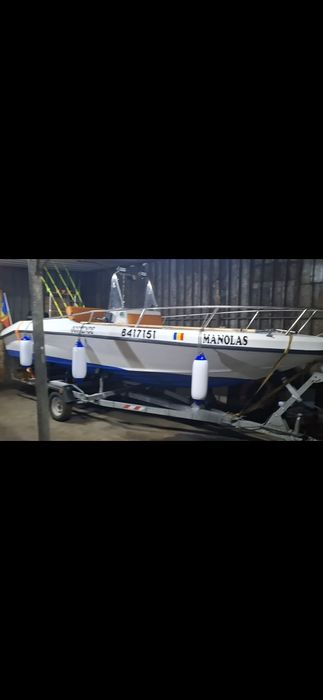 Barcă cu motor Mercury 40/60 CP + peridoc. Schimb cu barcă cabinată.