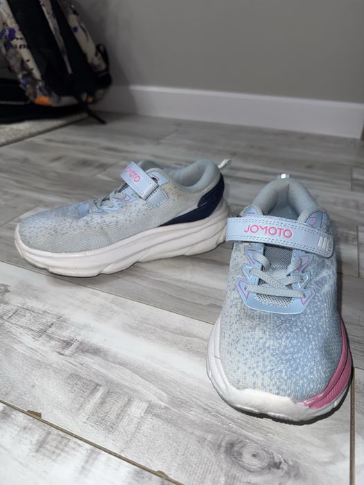 Детская обувь кроссы