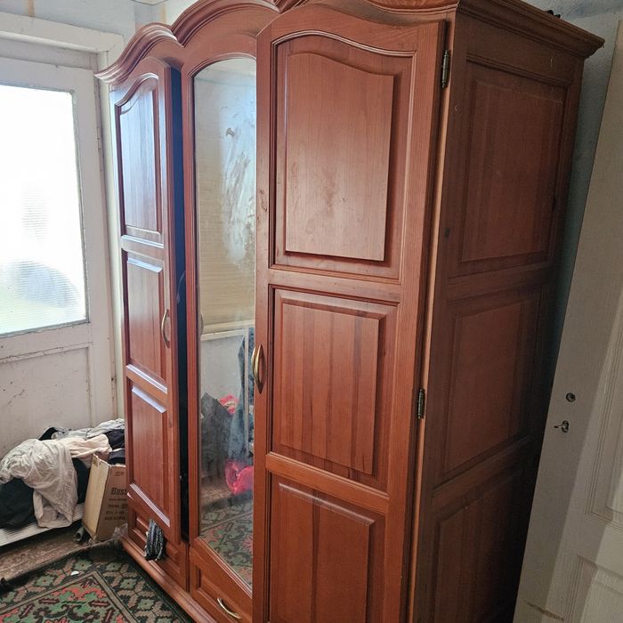 Гардероб и Секция.