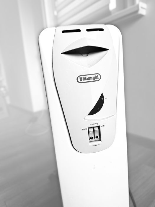 Маслен радиатор Delonghi