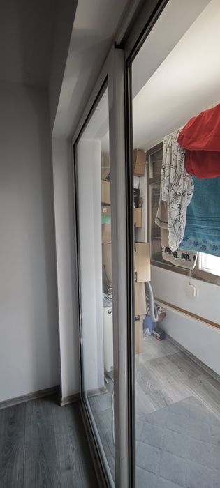 Uși glisante termopan aluminiu