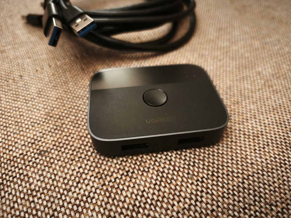 USB 3.0 переключатель UGREEN CM757 (на 2 ПК)