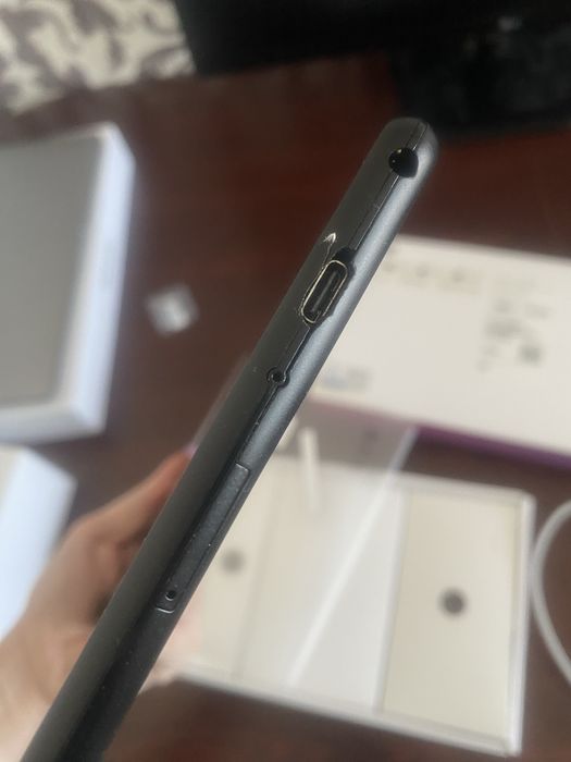 Планшет Lenovo Tab M10 2 Г6/32 ГБ черный