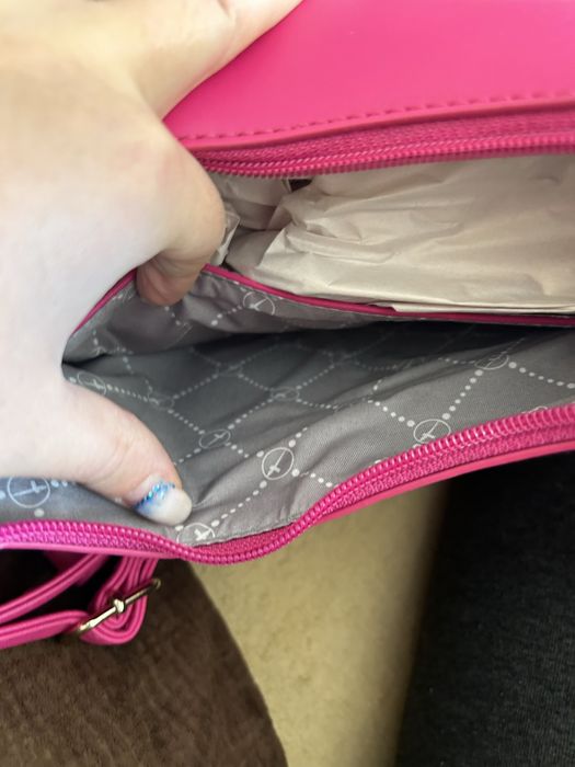 Чанта нова Tamaris