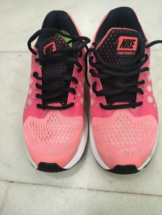 Adidași femei de alergare