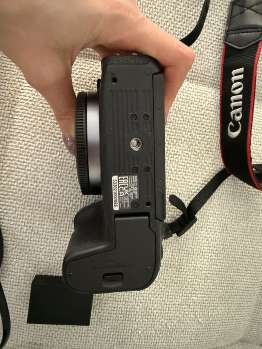 Canon RP Mirrorless