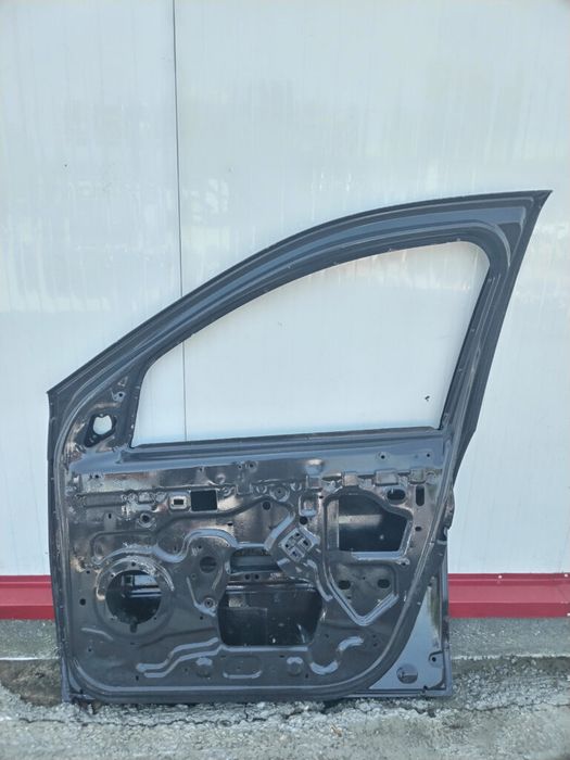 Usa dreapta fata, Dacia Duster I,  2010, 2011, 2012, 2013, 2014, 2015, 2016, 2017. Piesa noua 9710