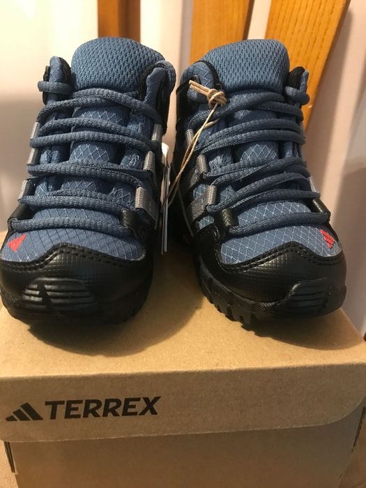 бебешки ботушки премиум - Adidas Gore tex