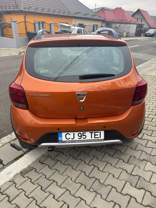 Dacia Sandero Stepway 1.0 automat aurie