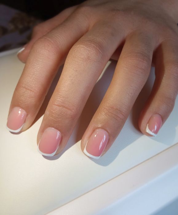 Маникюр учун модел керак | Нужна модел для маникюра