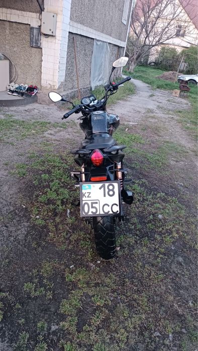 Продаю мотоцикл geon aero/stels flame 200