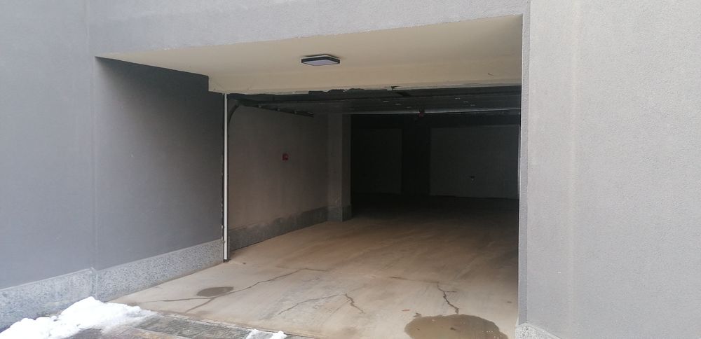 Дава се под наем Гараж / Паркомясто в София, Младост 1А - 22 кв.м за 154.53 € - Снимка #2