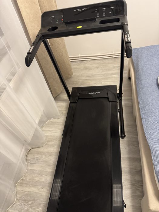 Banda alergare tech fit