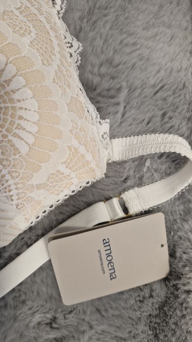 Сутиен Амоена нов за протези