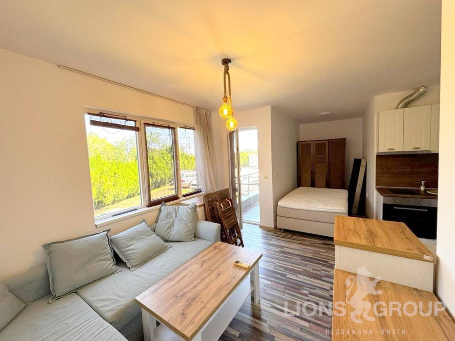 Дава се под наем Едностаен апартамент в Варна, м-т Траката - 40 кв.м за 448.8 € - Снимка #2