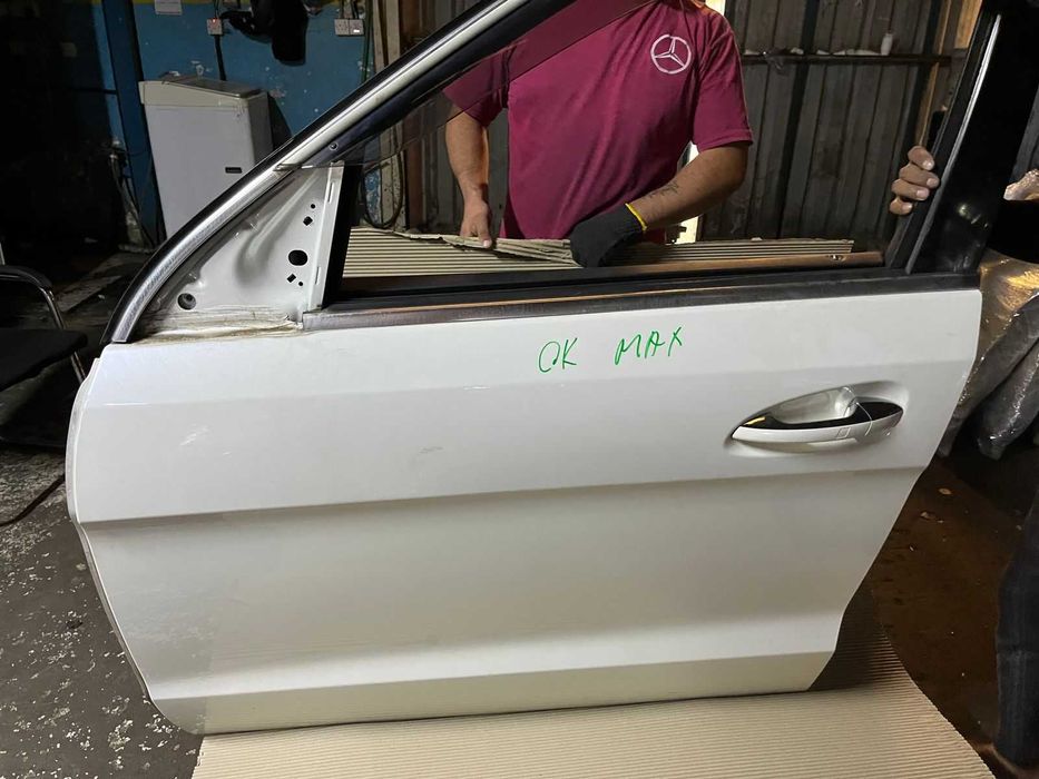 двери передние задние мерседес