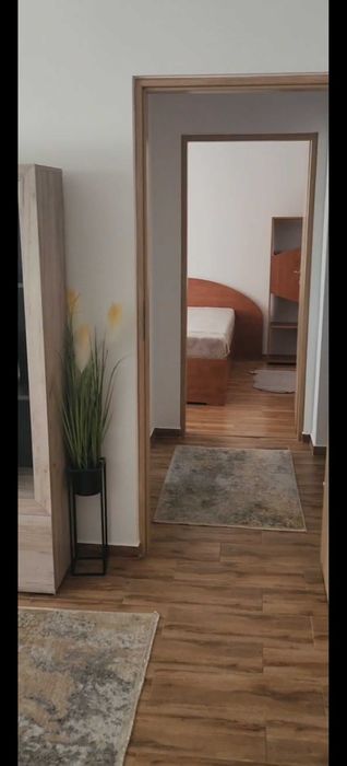 Închiriez Ap 2 cam.50 mp, Bv.dul Gării,vis a vis de Piața Dacia