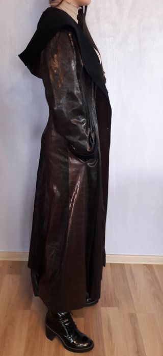 Pardesiu dama cu gluga